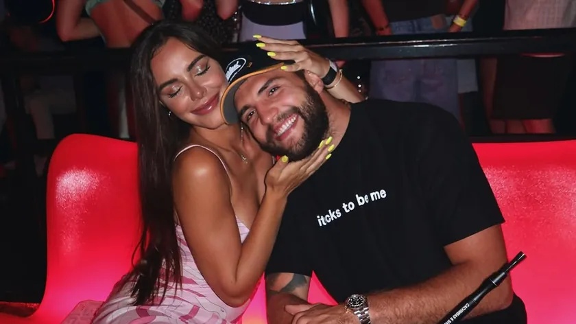 Veljko ve Bogdana Ražnatović Sevil'de Kardeşini Ziyaret Etti.
