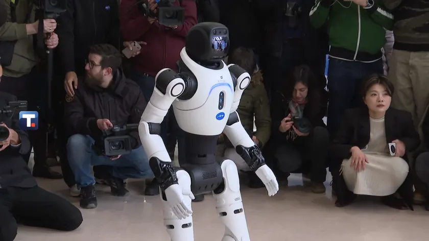 Sırbistan'da ilk insan benzeri robot fabrikası açıldı.