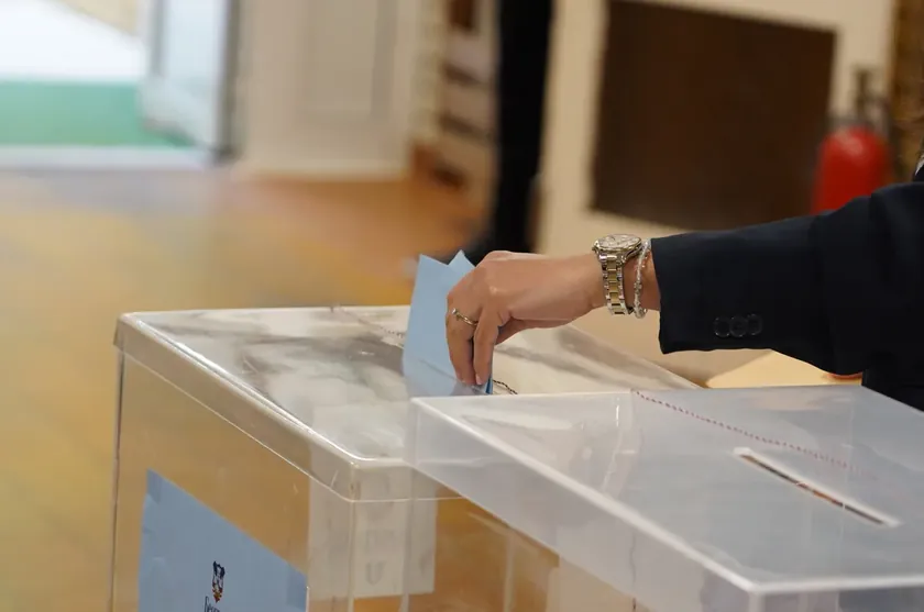 RIK yeni oylama panelleri hakkında karar almaktan vazgeçti Oylama gizliliği ve olası seçim hileleri konusunda tartışmalar sürüyor