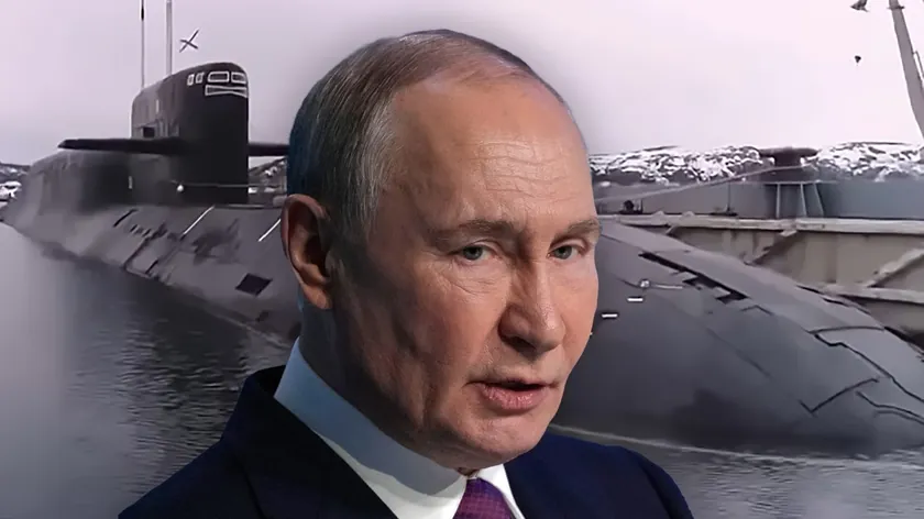 Rusya'nın modernize edilen nükleer denizaltısı Karelia, Barents Denizi'nde caydırıcılık için hazır