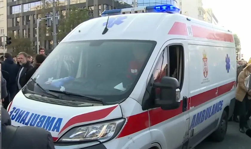 Bir Kişi Beograd'da Geceleyin Gerçekleşen İki Trafik Kazasında Yaralandı