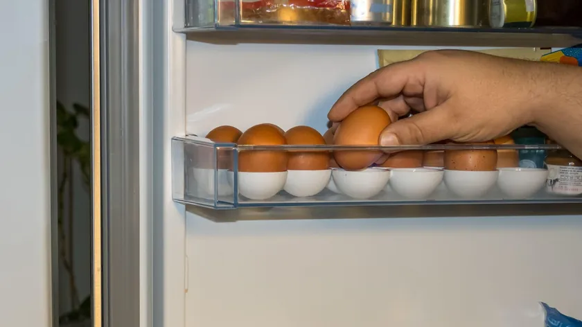 Yumurtaları buzdolabının kapağında saklamayın: USDA'ya göre en riskli yer