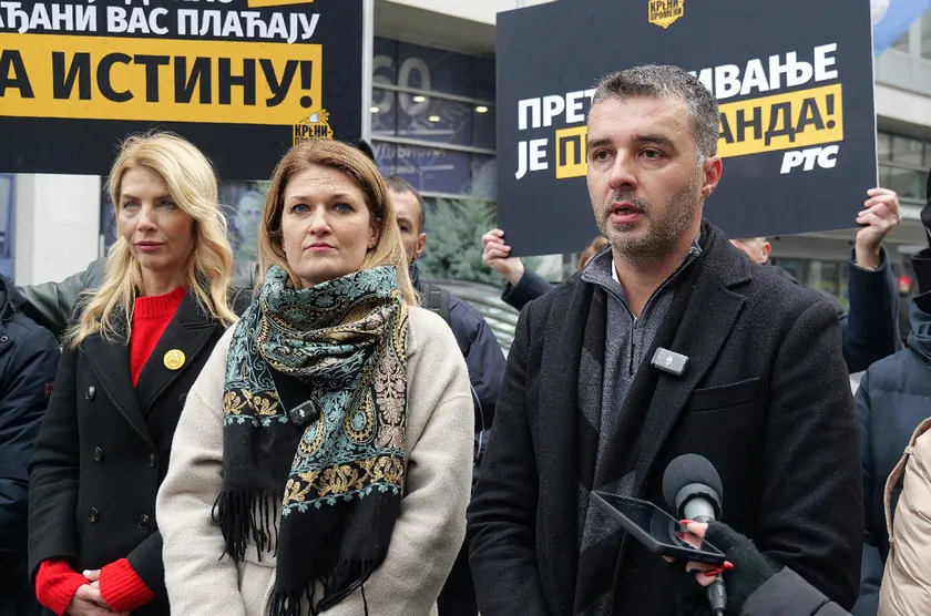 Kreni-Promeni, RTS'in kamu hizmeti olmadığını vurguladı, yasalara riayet edilmesini talep etti