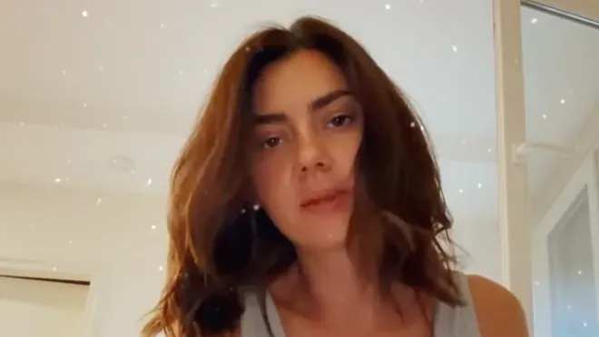 Influenser Necikosi'nin kupaçık fotoğrafı büyük ilgi gördü