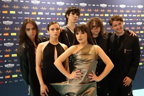 Romanya'nın Eurovision şarkısı kadınlara şiddeti özendirdiği iddialarıyla eleştiriliyor