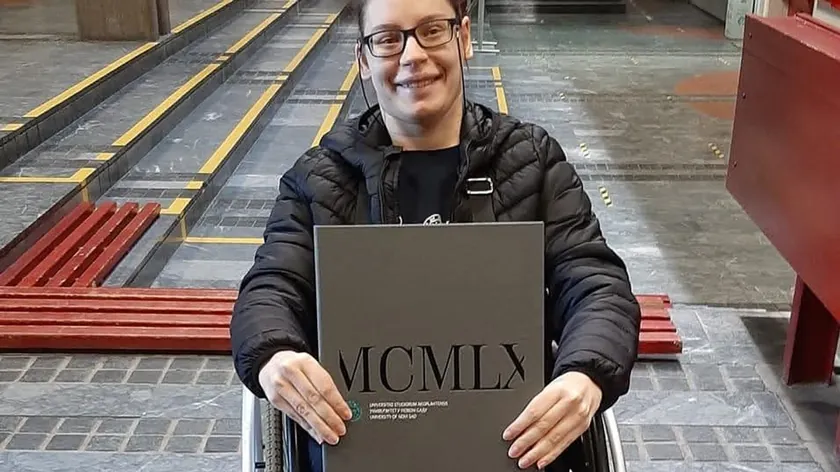 Sırbistan'da engelli Miljana ve annesi üniversite yurdundan sonra evsiz kalma endişesi yaşıyor