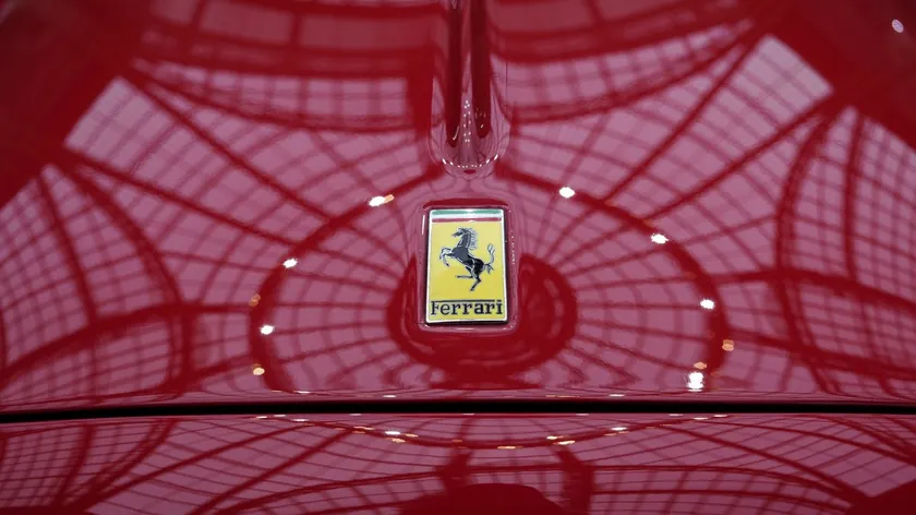 İtalyan Ferrari Orta Doğu'ya sevkiyatlarını bölgedeki savaş nedeniyle durdurduğunu bildirdi