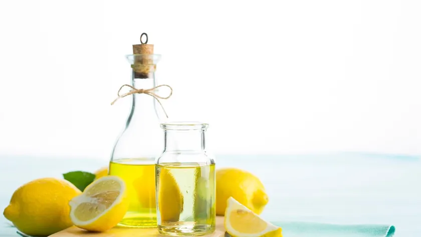 Maslinovo Yağı ve Limon Suyu Trendi: Uzmanlar Yararları ve Riskleri Açıkladı