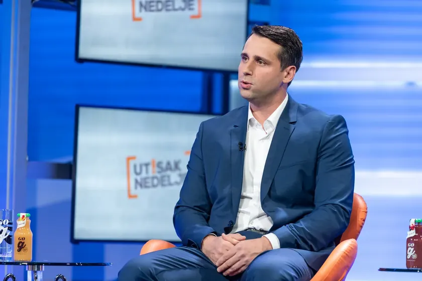 Sırbistan Cumhurbaşkanı Aleksandar Vučić sonrası SNS'nin aday belirleme problemi