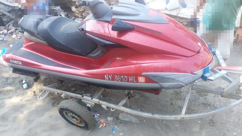 Ulcinj'de polis memurları u turist sezonunda aktiviteler düzenledi.