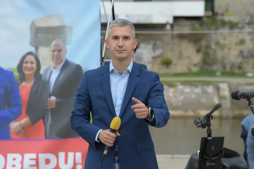 Sırbistan Niş'te Asgari Ücret Artışı Aileleri Çocuk Yardımı Hakkından Mahrum Bıraktı