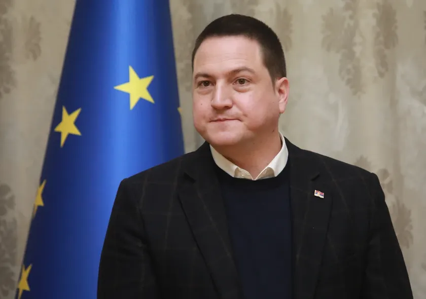 RuÅ¾iÄ Politikayla ilgilenmeye devam edeceğim, Sırbistan'da saygınlığın partizan kimliğine bağlı olmaması gerekiyor