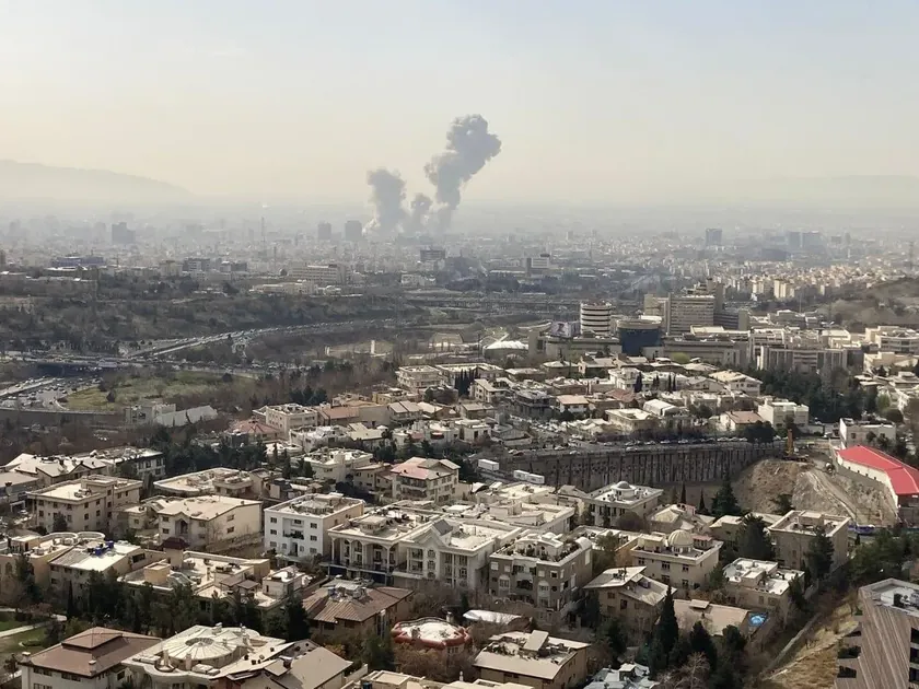 ABD'nin İran'a karşı yeni bir hava saldırısı gerçekleştirdiği bildirildi.