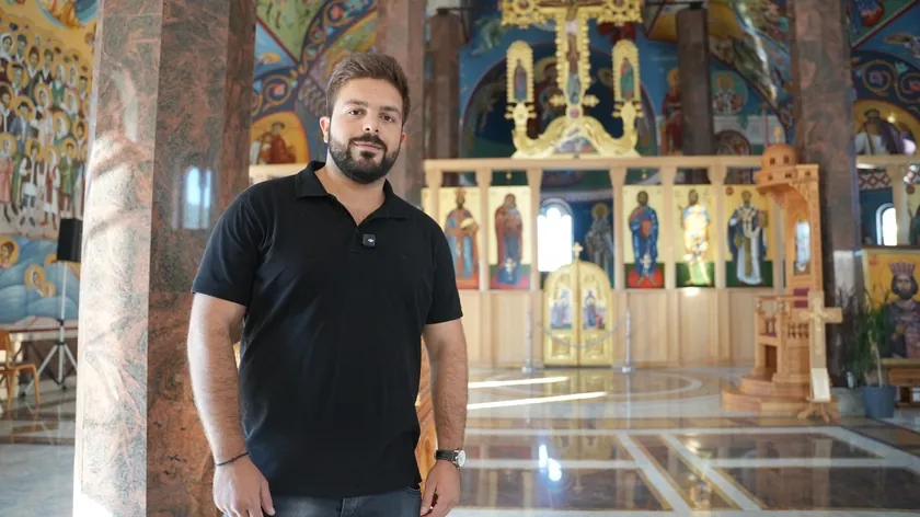 Vasilije Mirković, Višegrad'da doğduktan sonra Beç'e gidip eğitim hayatına devam etti.