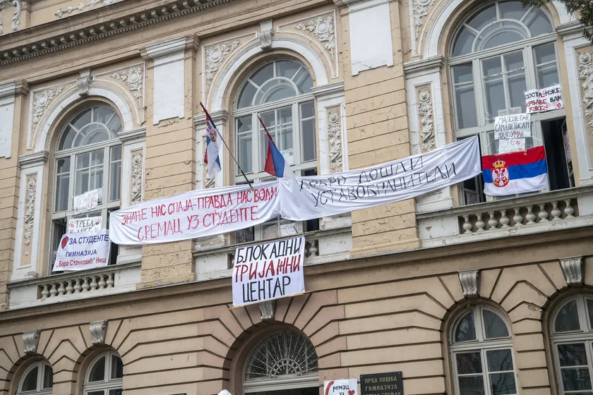 İdare Mahkemesi Kararı: Niş’teki Okul Müdürünün Görevden Alınması Yasal Değil