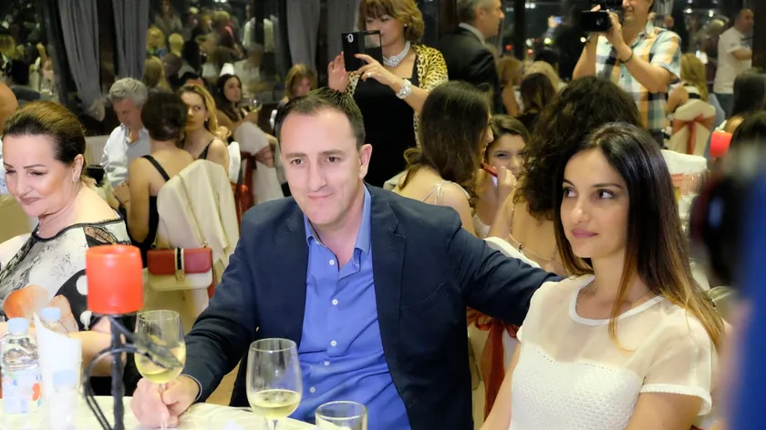 Sırp şarkıcısı Sergej Ćetković'in eşi Kristina hakkında bilgiler.