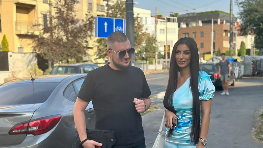 Sırp şarkıcının eski sevgilisiyle olan ilişkilerinden bahsediyor