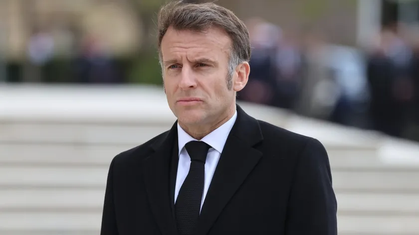 Fransa Cumhurbaşkanı Macron, Trump'ın eşi hakkındaki yorumlarını yanıtsız bıraktığını bildirdi