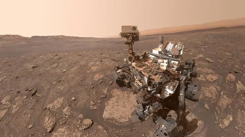 Mars'ta Curiosity Gezgini Daha Önce Görülmemiş Organik Moleküller Keşfetti