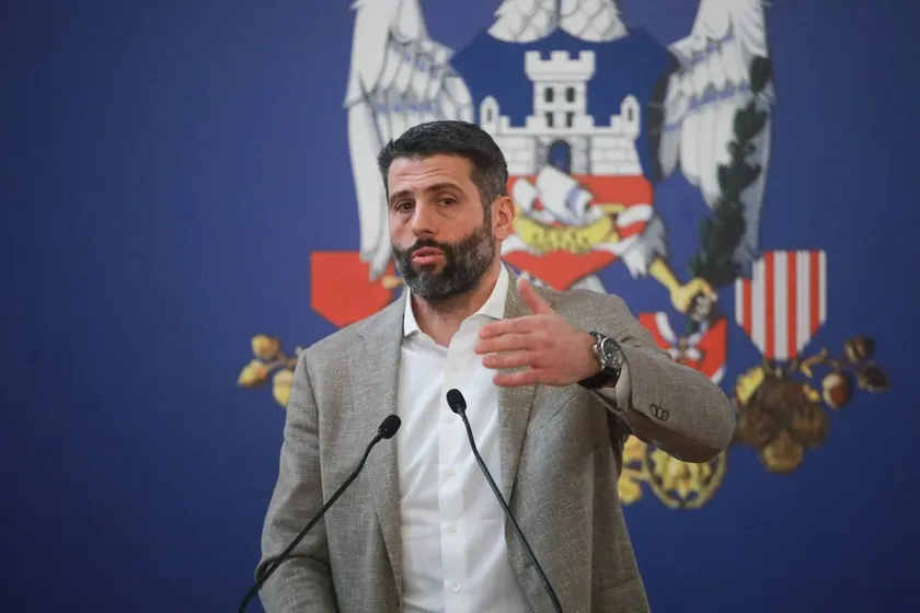 Belgrad Belediye Başkanı Şapić ile belediye meclis üyesi arasında kavga: Alkol ve uyuşturucu testi negatif çıktı