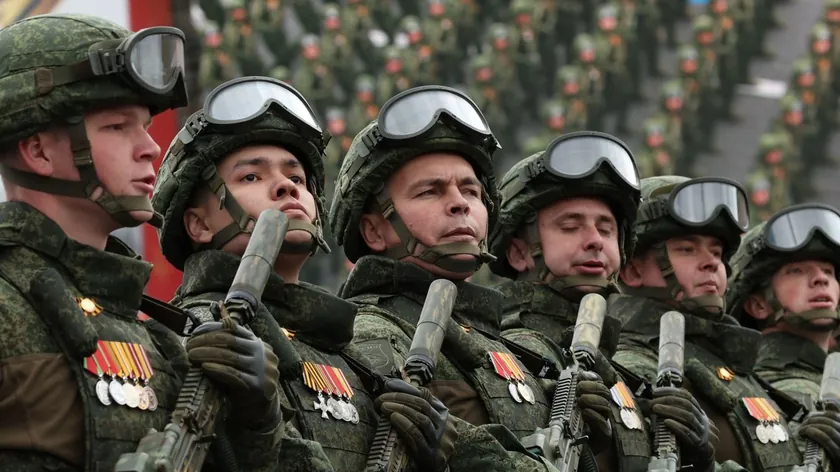 Rusya'nın NATO üyelerine yönelik olası provokasyonlar konusunda uyarılar geliyor.