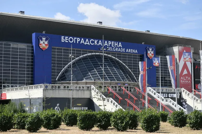 Beograd'ın Arena'sını yönetmek için profesyonel bir firma bulamayan Sırbistan'da finansal sıkıntılar devam ediyor.
