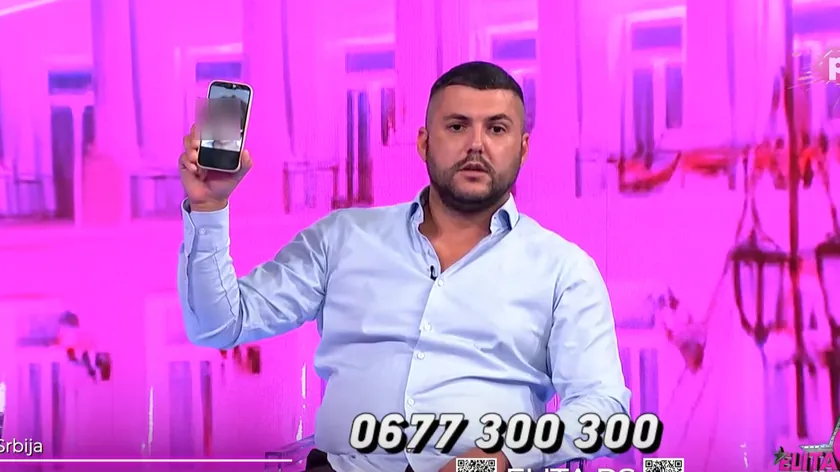 Aneli, programda canlı yayınlanan fotoğraflar göstererek "Bu Asmin'in oğlu" dedi.