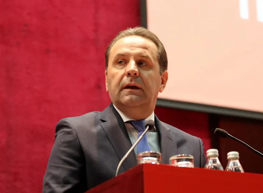 Rasim LjajiÄ SDPS liderliğinden istifa etti, yerine Jug RadivojeviÄ geldi.