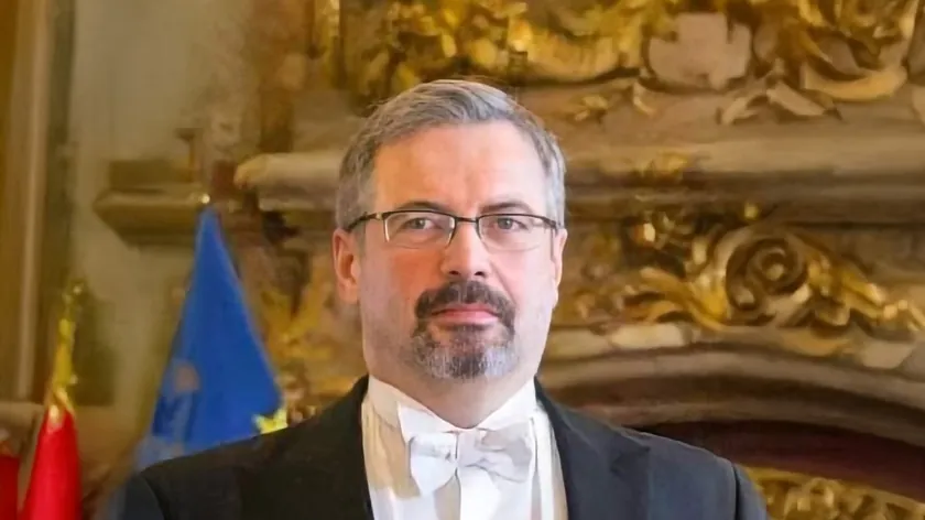 Agron Bajrami Yıllarca Eleştirdiği Belgrad-Priştine Diyalogunda Priştine'nin Başmüzakerecisi Oldu