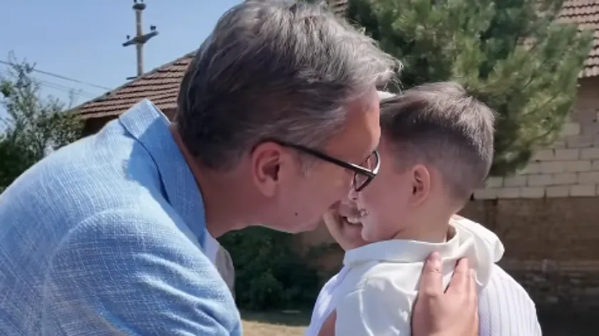 Sırbistan Cumhurbaşkanı Aleksandar Vučić'in Bujanovac'ta Kosovadan Gelen Kumçesiyle Buluşması