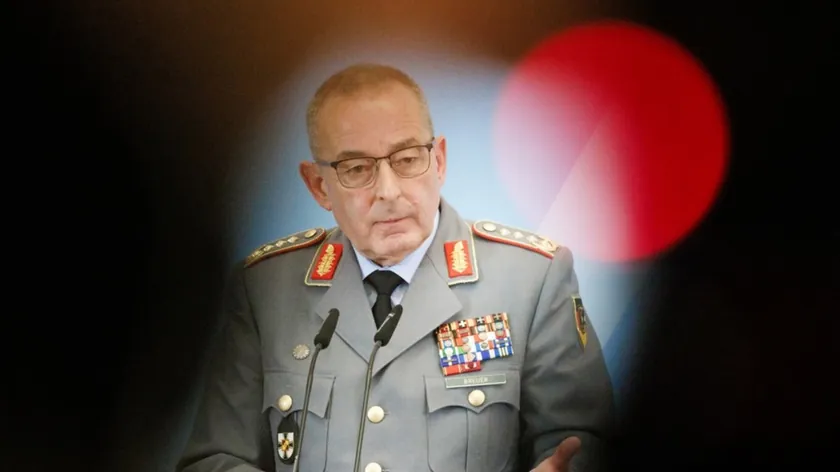 NATO'nun askeri komiteti başkanlığına Almanya Genelkurmay Başkanı atanacak.