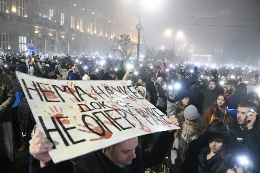 Sırbistan Novi Sad'da öğrencilere yönelik saldırı sonrası bugün protesto düzenleniyor.