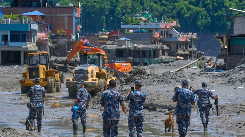 Nepal'da sel baskını sonucu hayatını kaybedenlerin sayısı 469'a çıktı.
