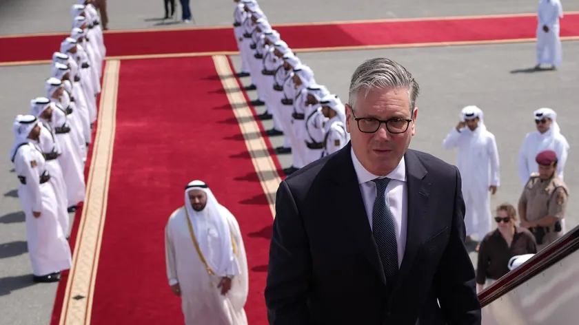 Britanya Başbakanı Starmer Küresel Liderlerin Eylemlerinin Enerji Fiyatlarını Etkilediğini Belirtti