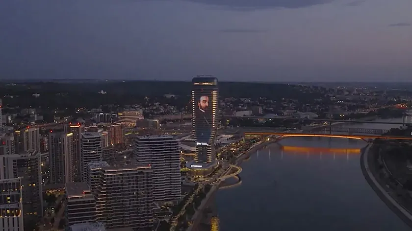Kula Beograd'da Đura Jakšić'e adanmış ışık gösterisi düzenlendi.