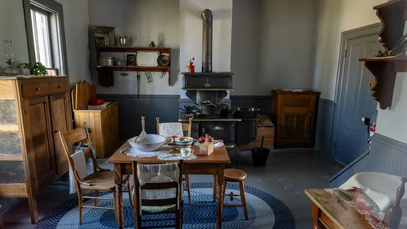 Sırbistan'da 1949 Yılı Mutfağı Videosu Sosyal Medyada Viral Oldu