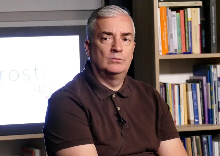 Sırp siyaset bilimci Lazar MariÄeviÄ, SkupÅ¡tine'nin şu anki amacı hakkında N1'ye konuşurken "yaz ayları ve çok fazla aktivite olmayışı" dedi.