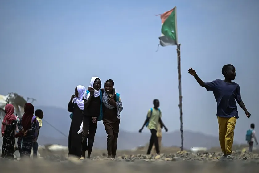 Sudan'da çocuk askerlerin TikTok'ta milyonlarca takipçi kazanması endişe verici boyutta