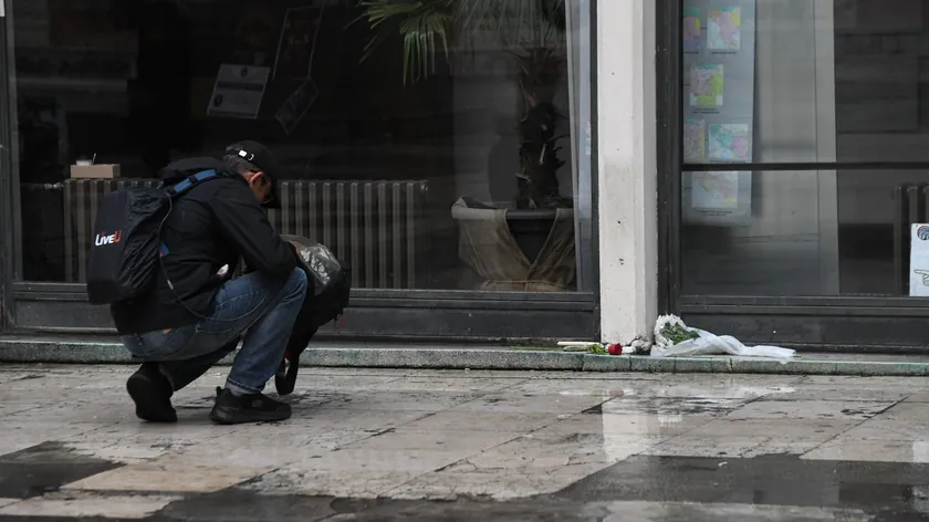 Sırbistan Belgrad Felsefe Fakültesi önünde genç kızın şüpheli ölümü araştırılıyor