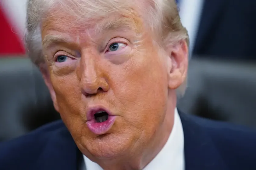 ABD Başkanı Trump İran saldırısını yeni müzakereler nedeniyle ertelediğini belirtti