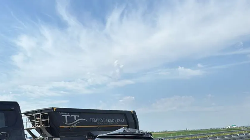 Sırbistan Şabac-Ruma Otoyolu'nda Ters Yönden Gelen Araç Üç Can Aldı