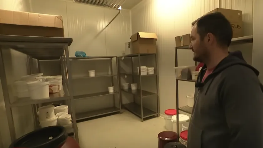 Hırvatistan'da Çiftlikten Et Ürünleri Çalan Hırsızlar Kameraları ve Köpekleri Etkisizleştirdi