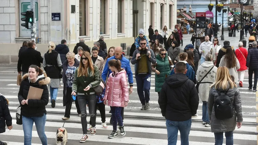 Sırbistan'ı Ziyaret Eden Güney Koreli Seyyah Yerel Halkın Misafirperverliğini Deneyimledi