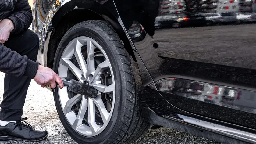 Otomobil Jantları Yanlış Temizlik ve Bakım Sonucu Zarar Görüyor Uzmanlar Aktardı