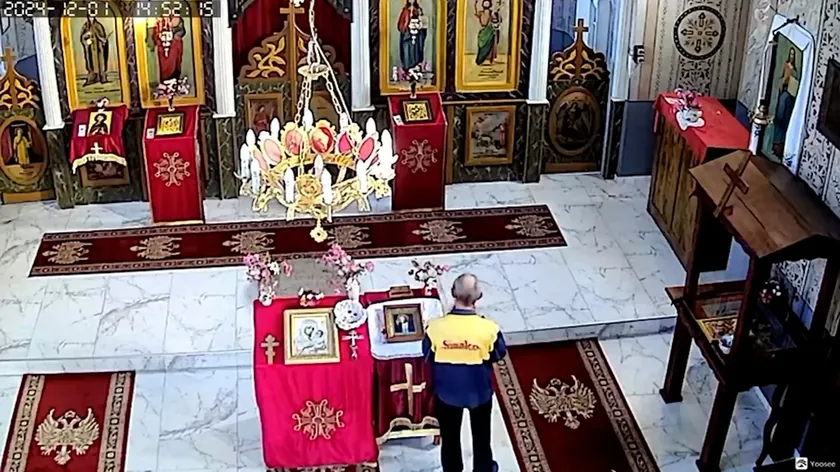 Sırp asıllı Jašar Karadarević 73 yaşında pravoslavlığa geçti.