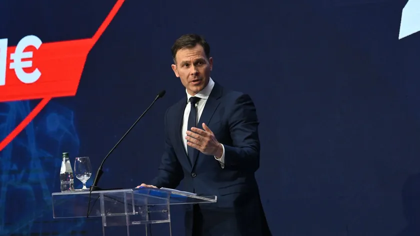 Sırbistan Maliye Bakanı Mali "Sırbistan 2030-2035" programını açıkladı, her dinara dikkat çağrısı yaptı.