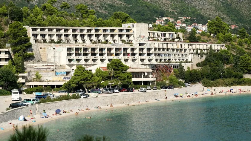 Adriyatik'te Lüksün Yeni Merkezi Yükseliyor Kupari'deki Eski Yugoslavya Sembolü Yerini Değiştiriyor