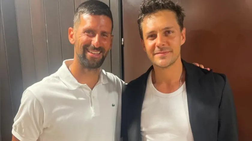 Novak Đoković veliki bir tenisçi ile Miloş Biković'in buluşması