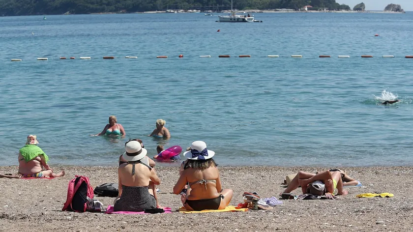 Plajda'da değerli eşyalarınızı nasıl güvende tutabilirsiniz?