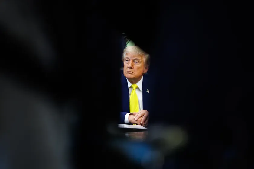 ABD Başkanı Trump İran ile memorandum imzalayacaklarını bildirdi, Tahran reddetti
